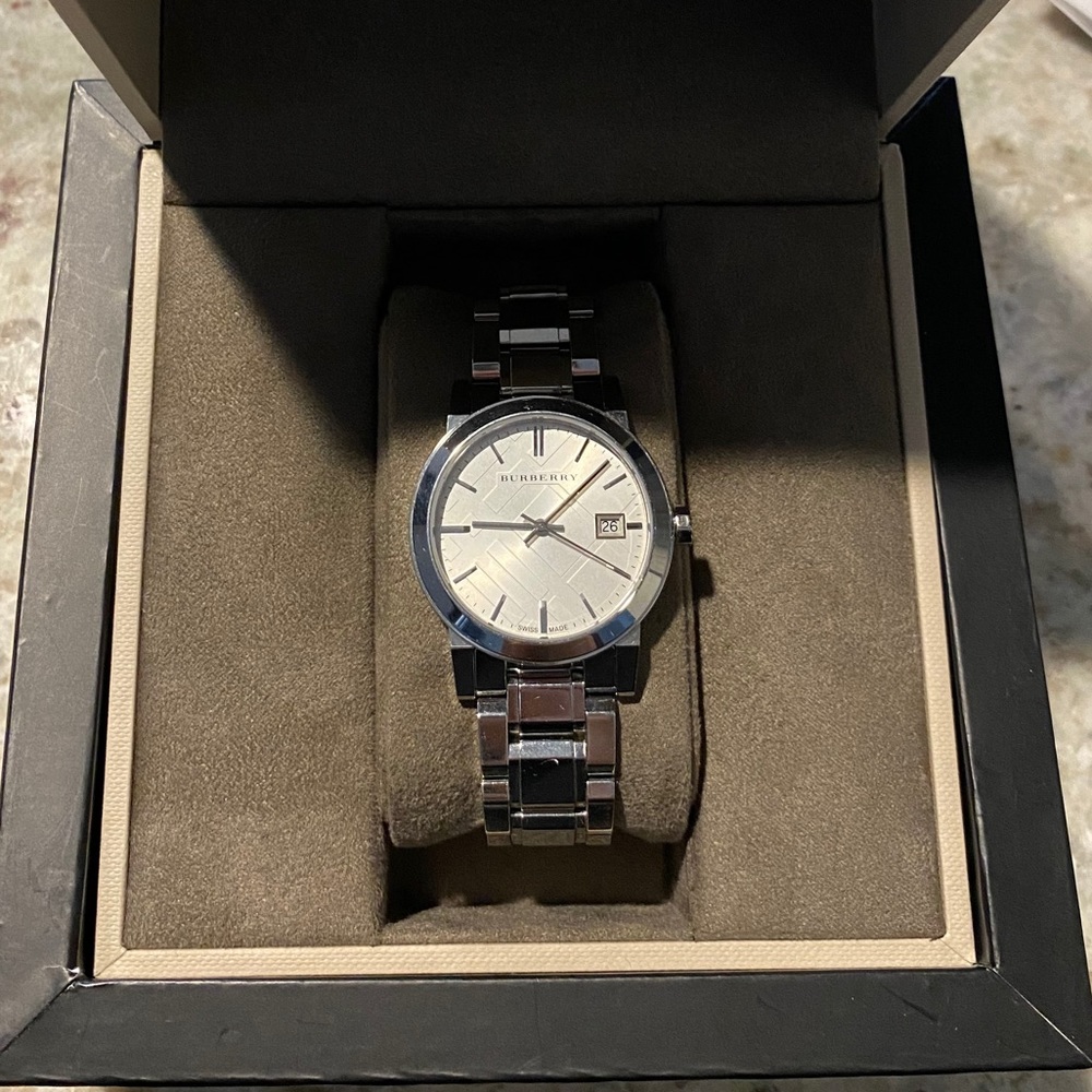 Burberry Women’s Stainless Steel Watch - Picture 3 of 6
